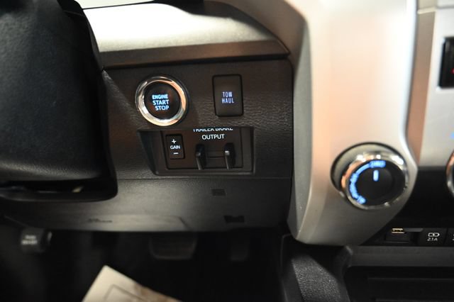 Used 2020 Toyota Tundra SR5 w/ TRD Sport Package AWD/4WD image 21