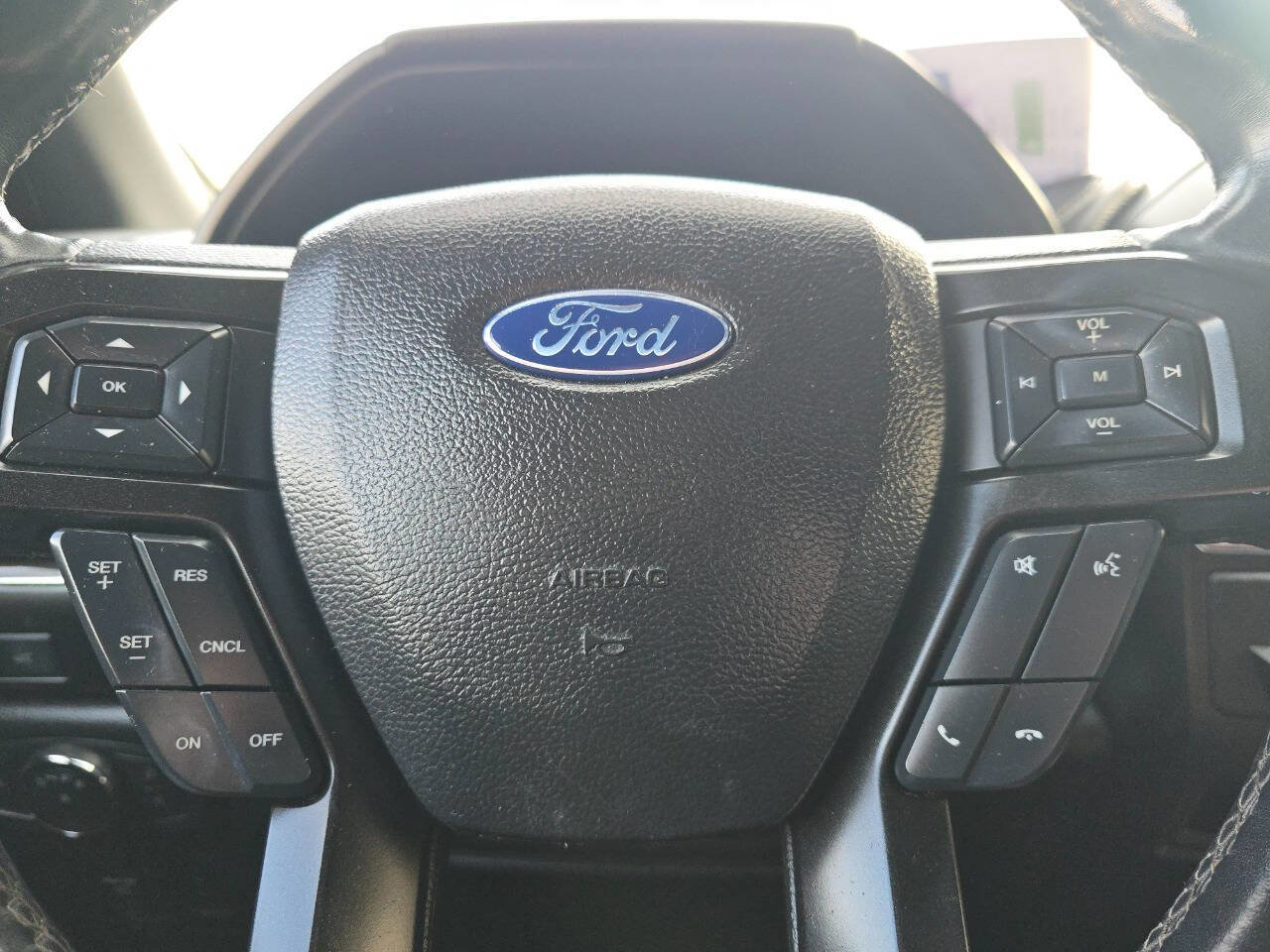 Used 2019 Ford Expedition Max Limited image 29