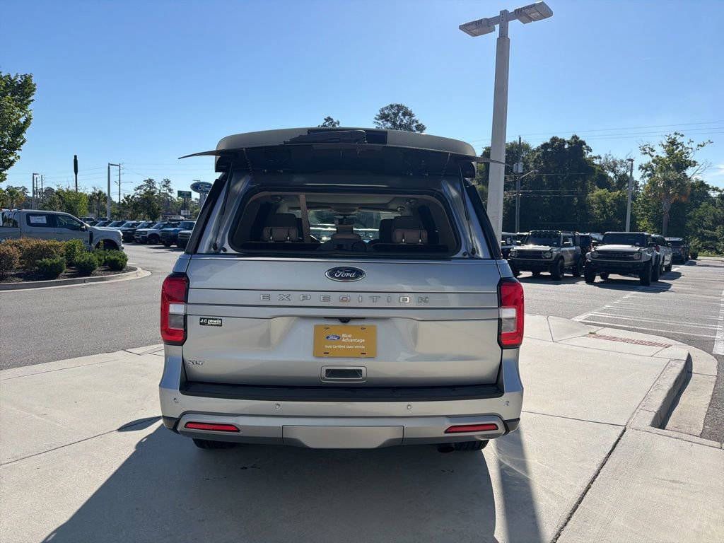 Certified 2022 Ford Expedition XLT RWD image 7