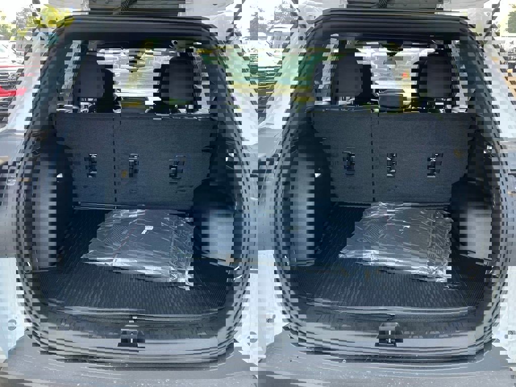 New 2026 GMC Terrain Elevation w/ LPO, Floor Liner Package image 7