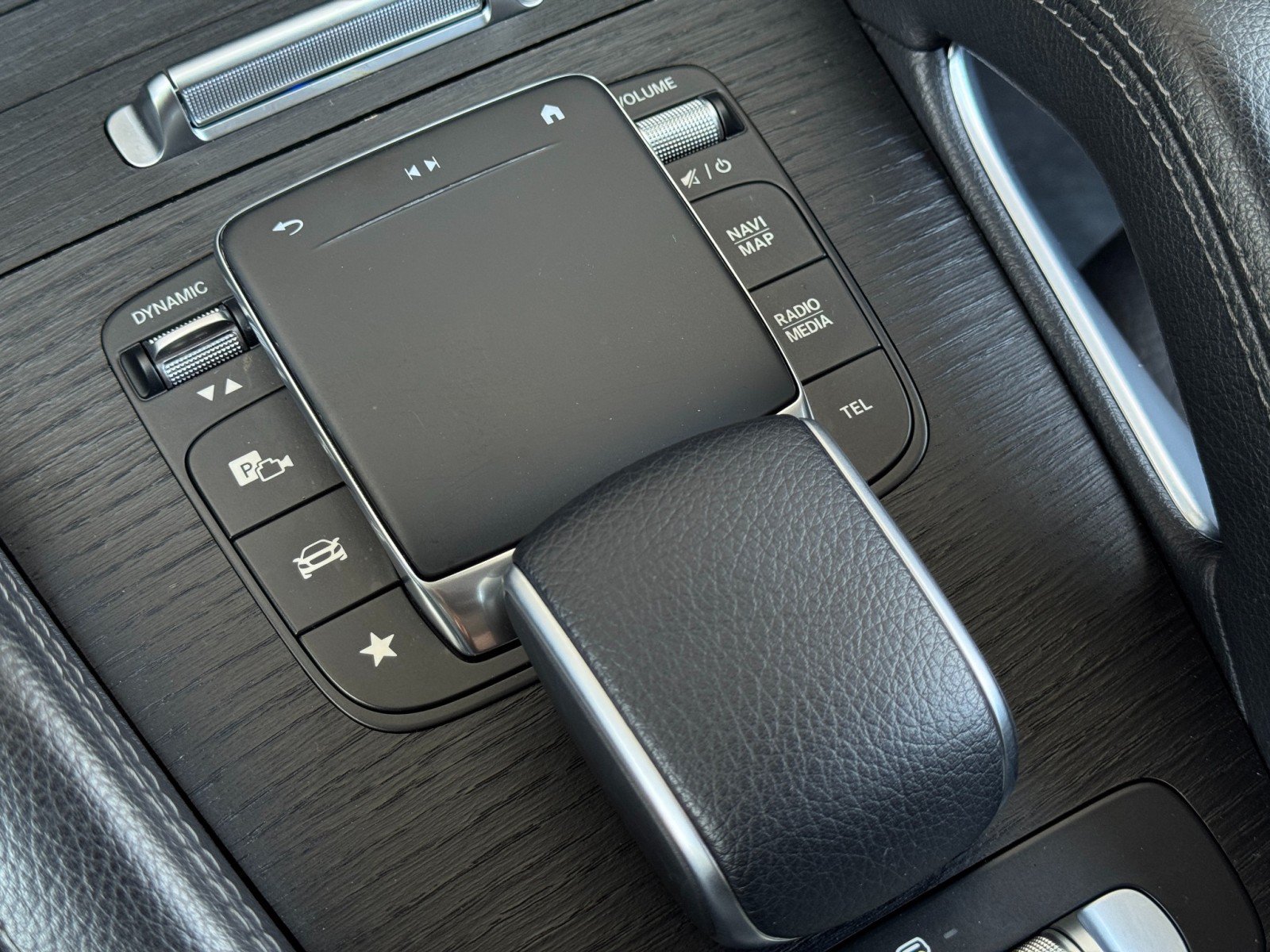 Used 2023 Mercedes-Benz GLS 580 4MATIC image 36