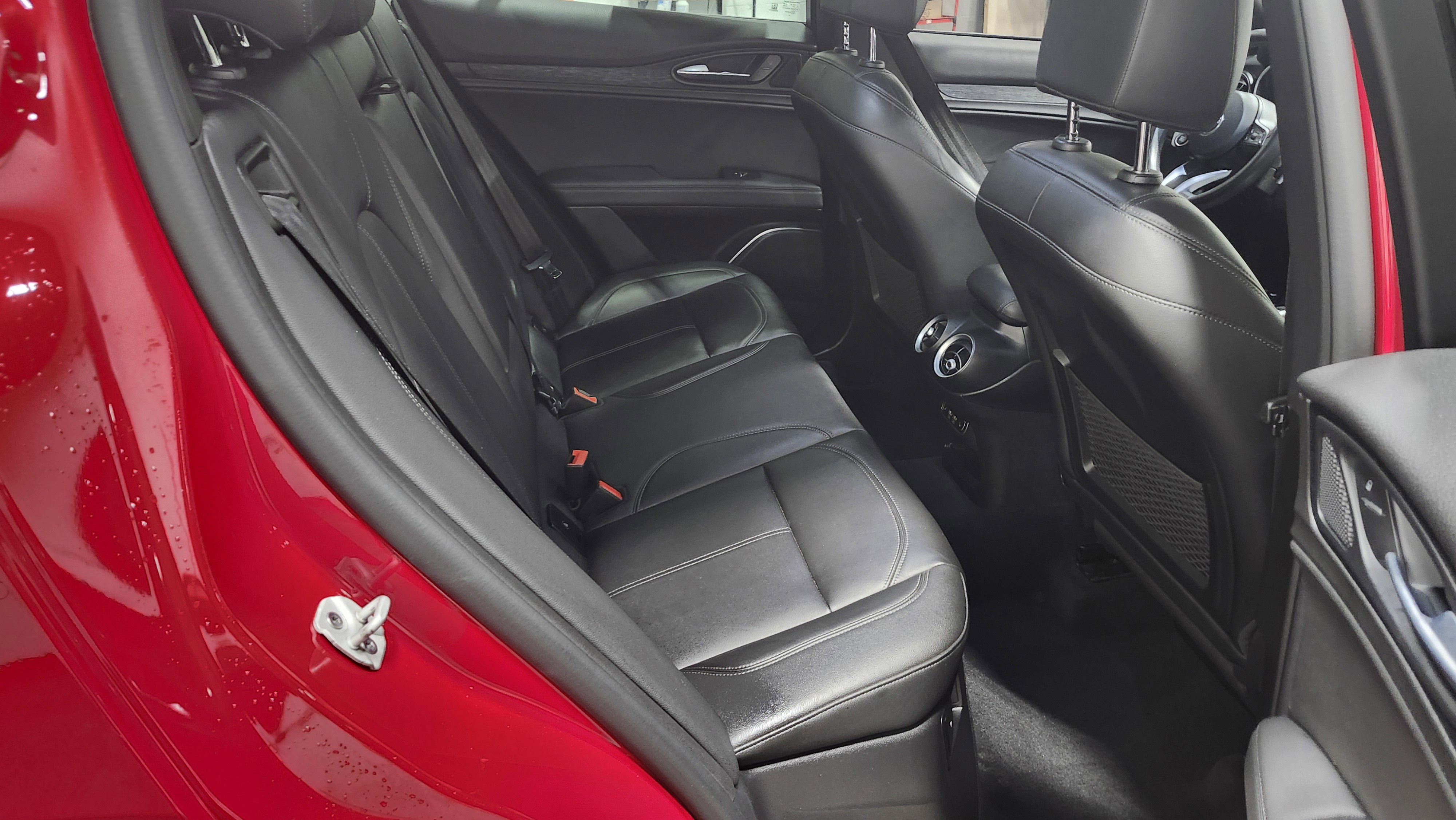 Used 2022 Alfa Romeo Stelvio Sprint image 20