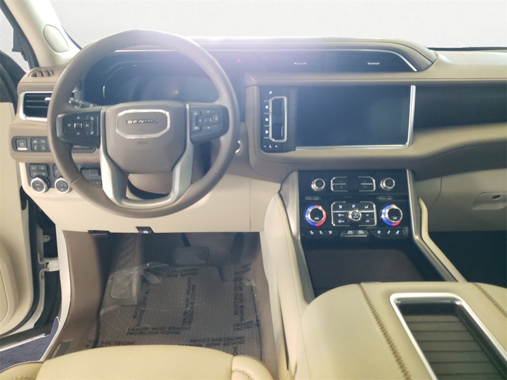Used 2024 GMC Yukon XL Denali image 10
