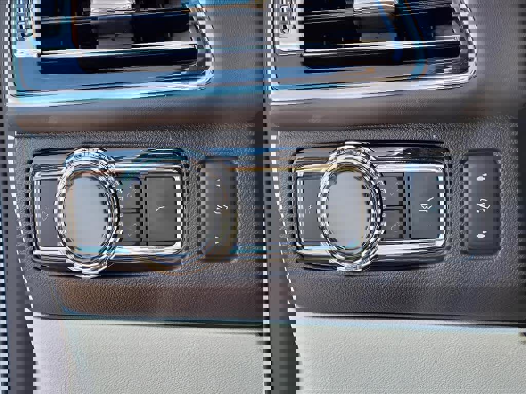 Used 2018 Lincoln Navigator Black Label image 19