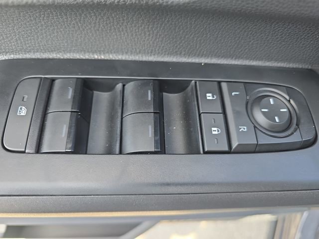 Used 2025 Toyota Tacoma SR5 image 26