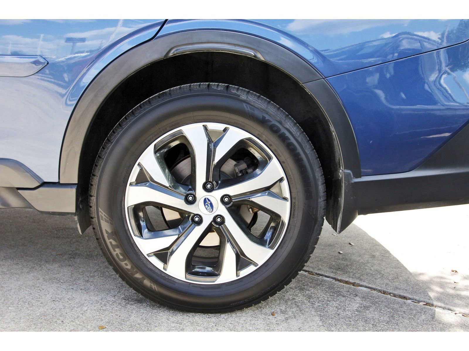 Used 2021 Subaru Outback Limited image 31