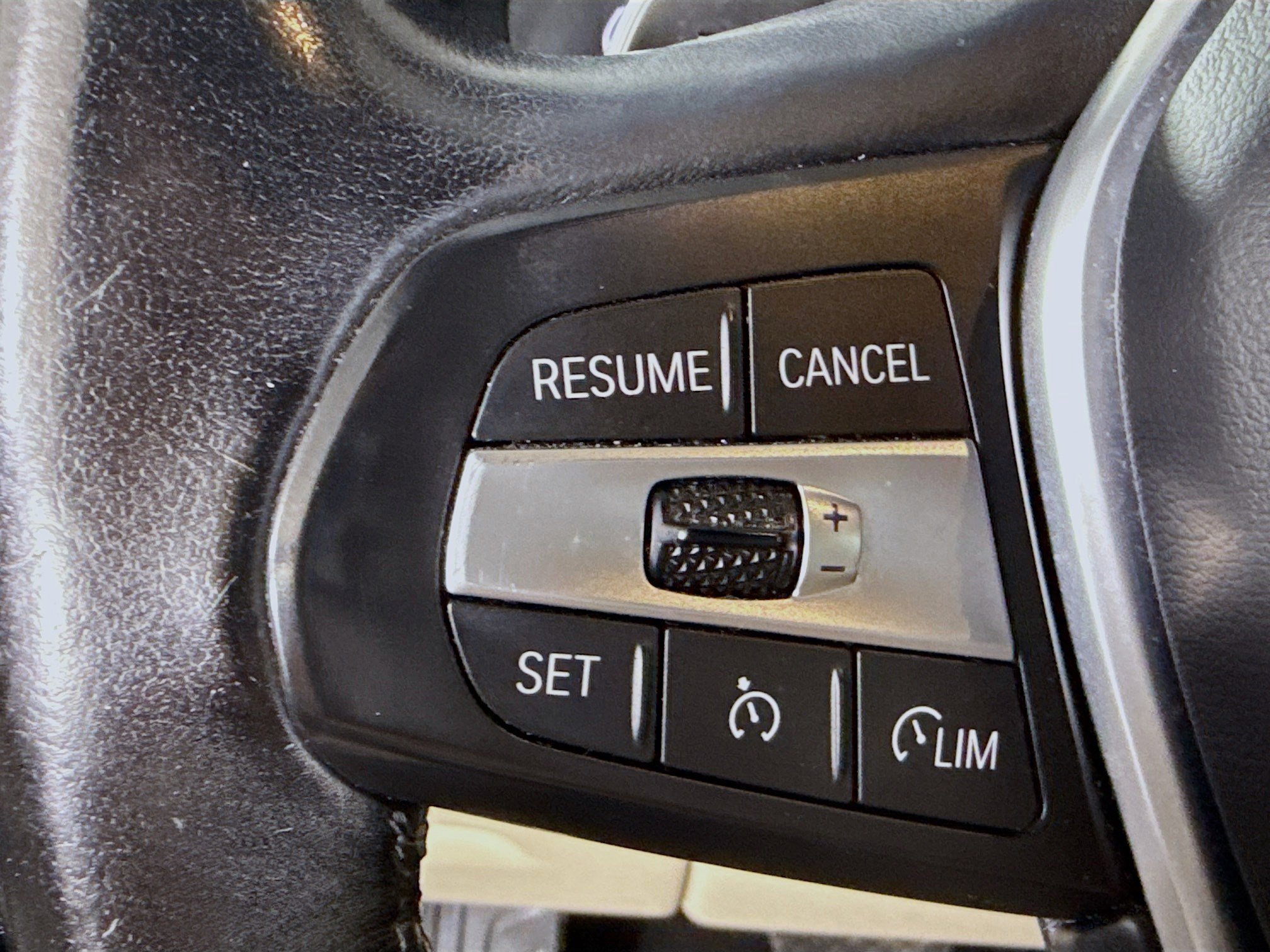 Used 2020 BMW X5 sDrive40i w/ Convenience Package image 14