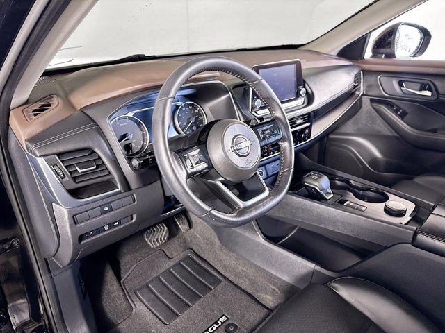 Certified 2023 Nissan Rogue SV w/ SV Premium B Package AWD/4WD image 9