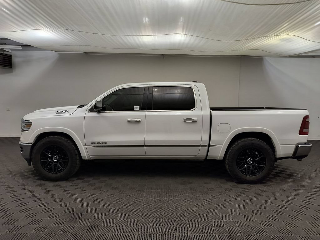 Used 2022 RAM 1500 Limited AWD/4WD image 2