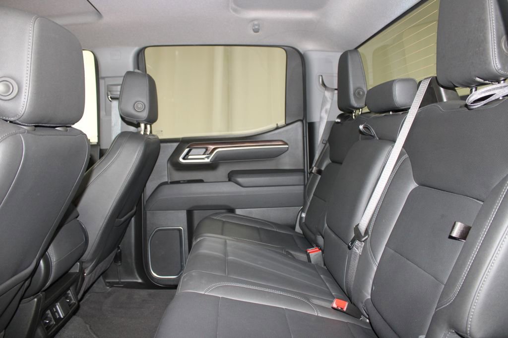 Used 2025 GMC Sierra 1500 SLT image 22