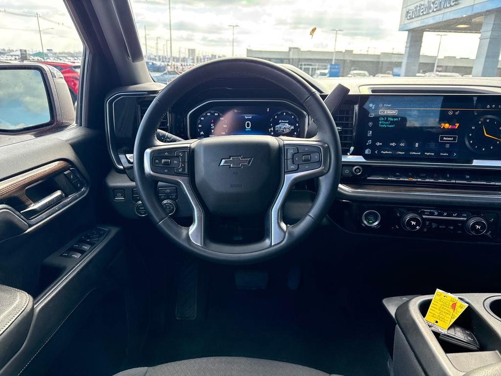 Used 2023 Chevrolet Silverado 1500 RST w/ LPO, Dark Essentials Package image 17