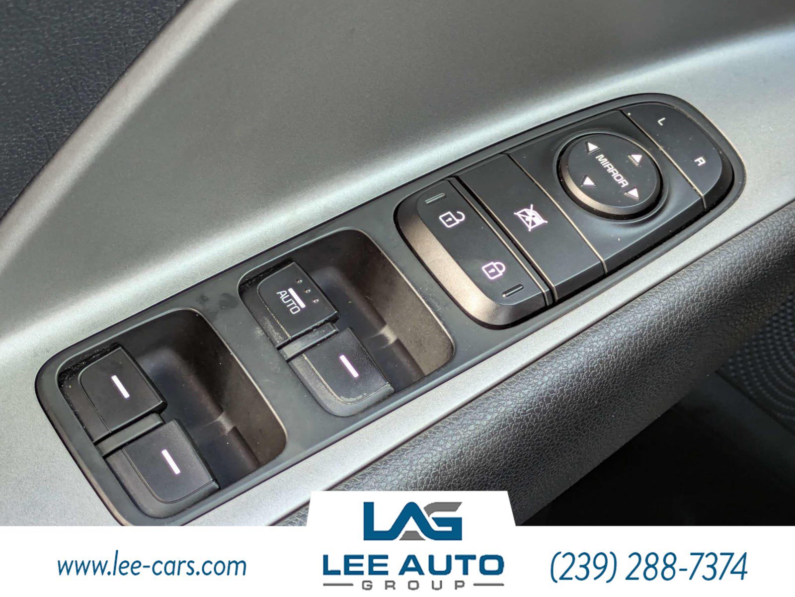 Used 2020 Kia Niro LX FWD image 18