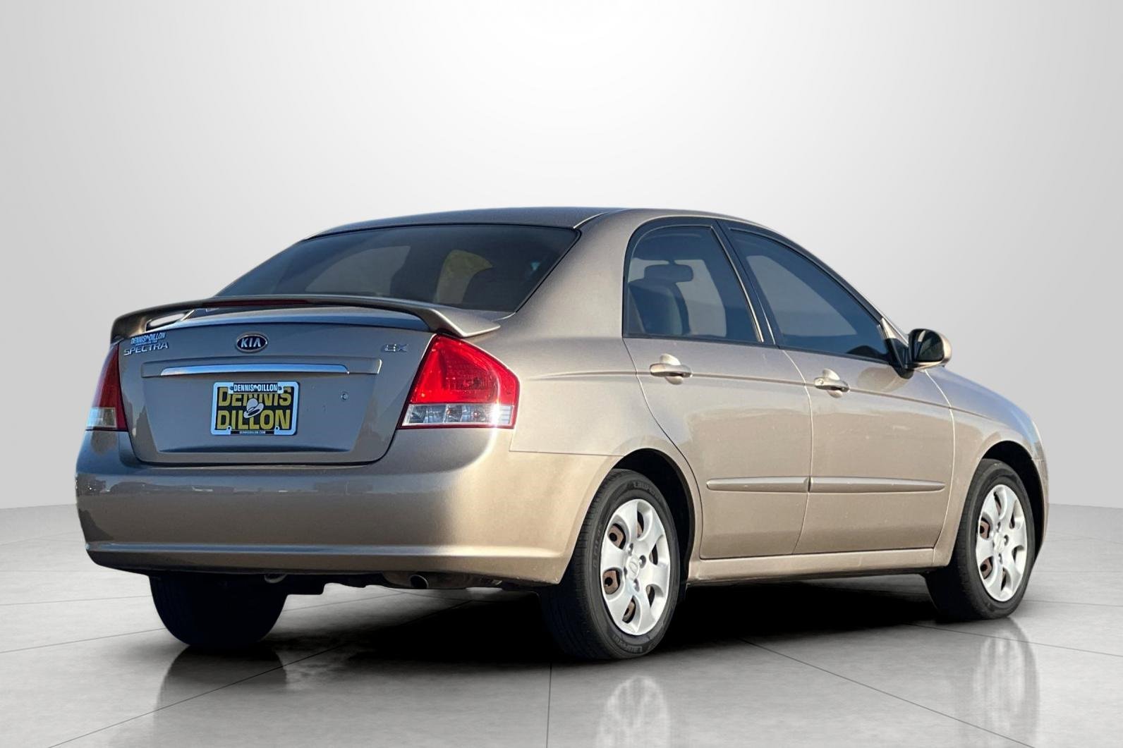 Used 2007 Kia Spectra EX image 4