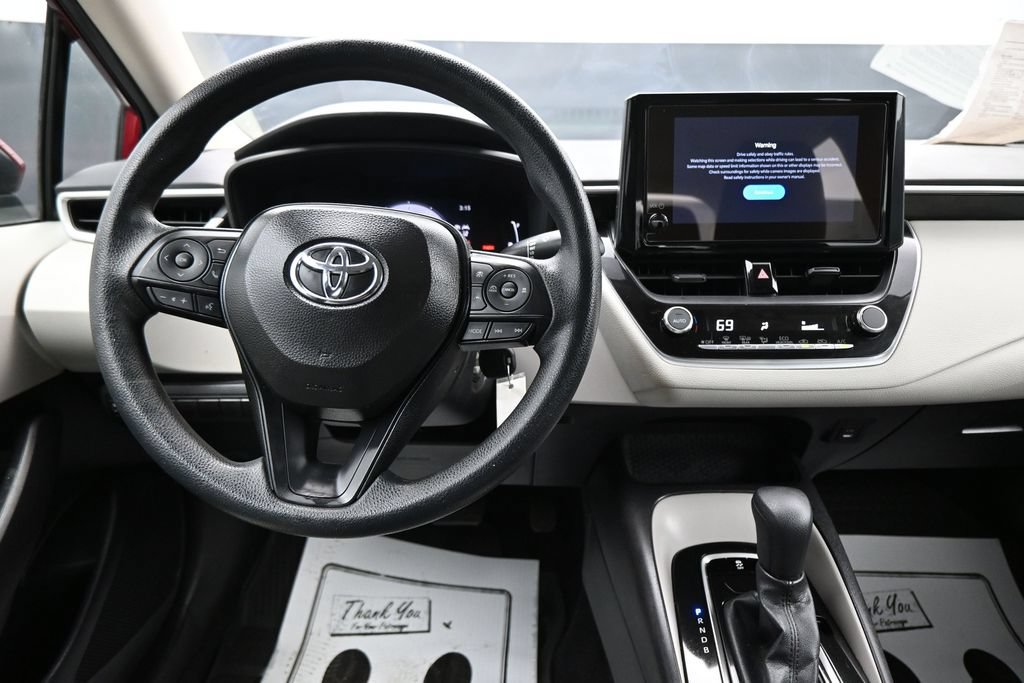 Used 2026 Toyota Corolla LE FWD image 13