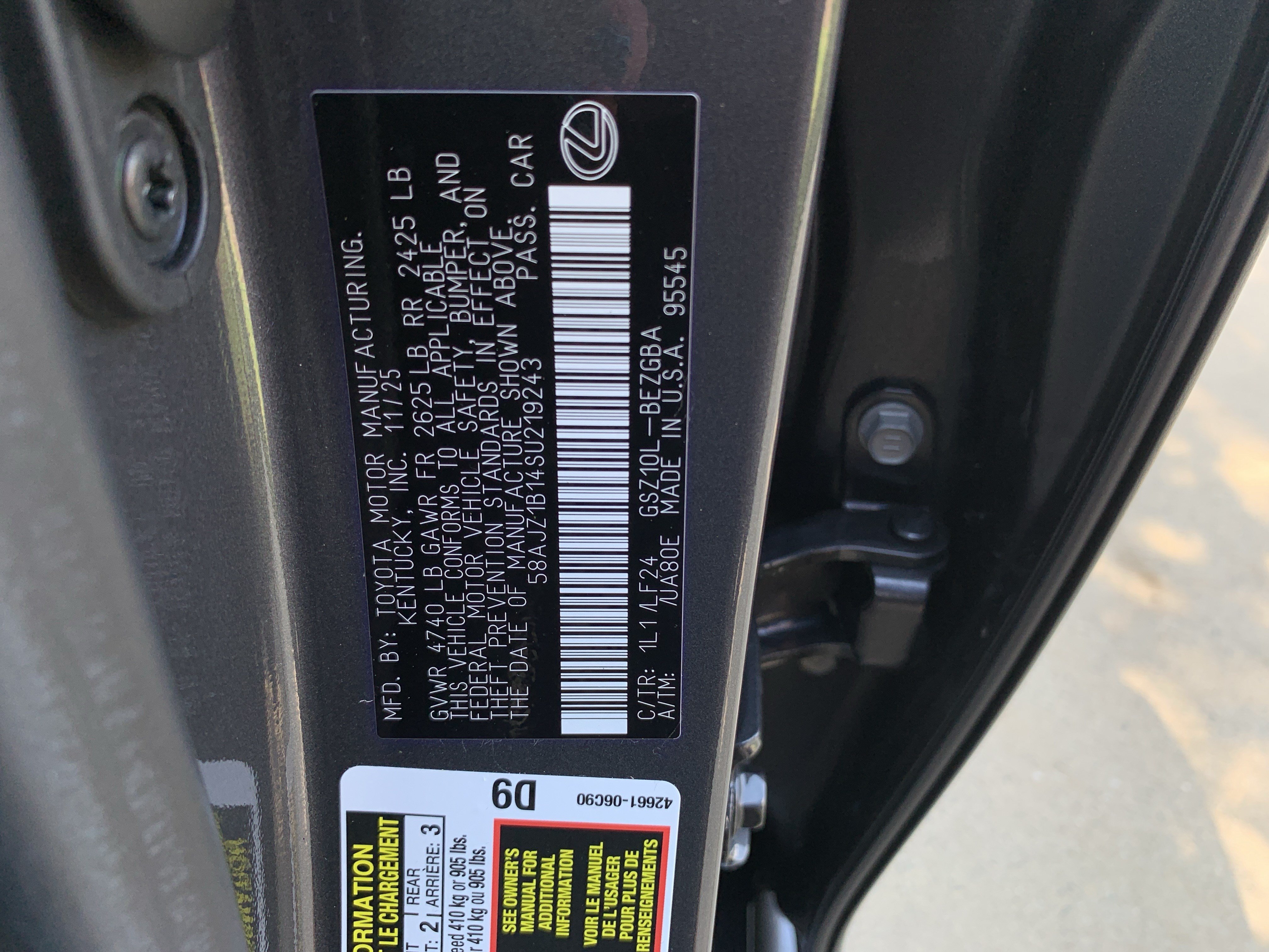 Certified 2025 Lexus ES 350 F Sport w/ Accessory Package (Z2) FWD image 36