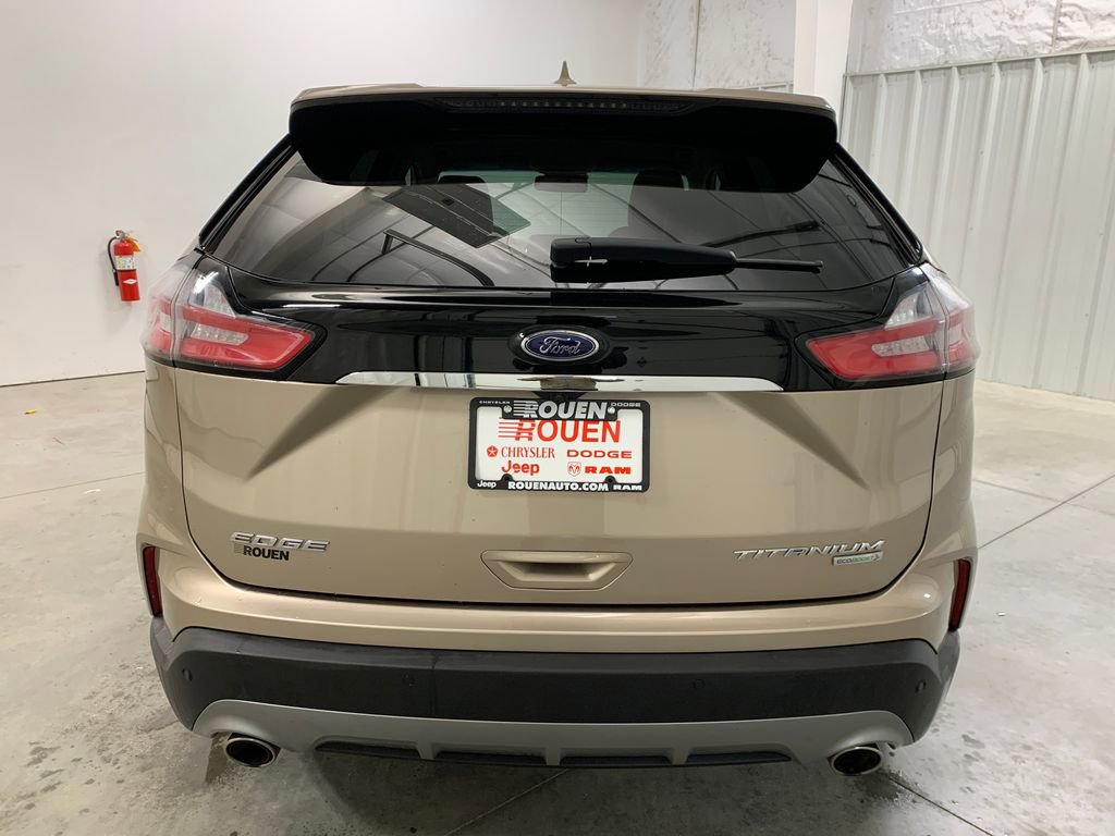 Used 2020 Ford Edge Titanium FWD image 23