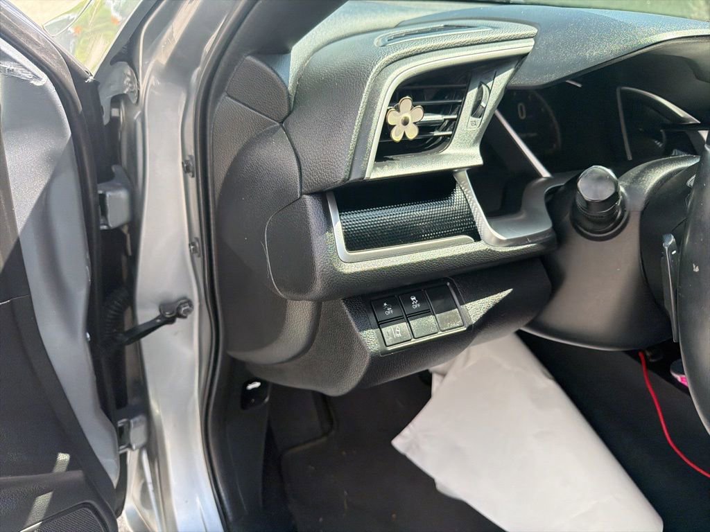Used 2020 Honda Civic Sport image 13