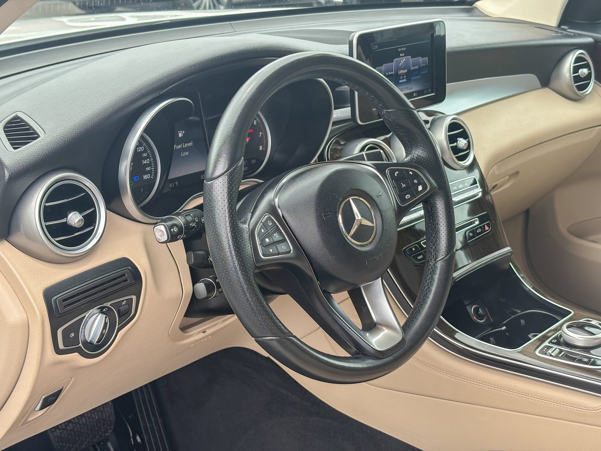Used 2017 Mercedes-Benz GLC 300 image 20