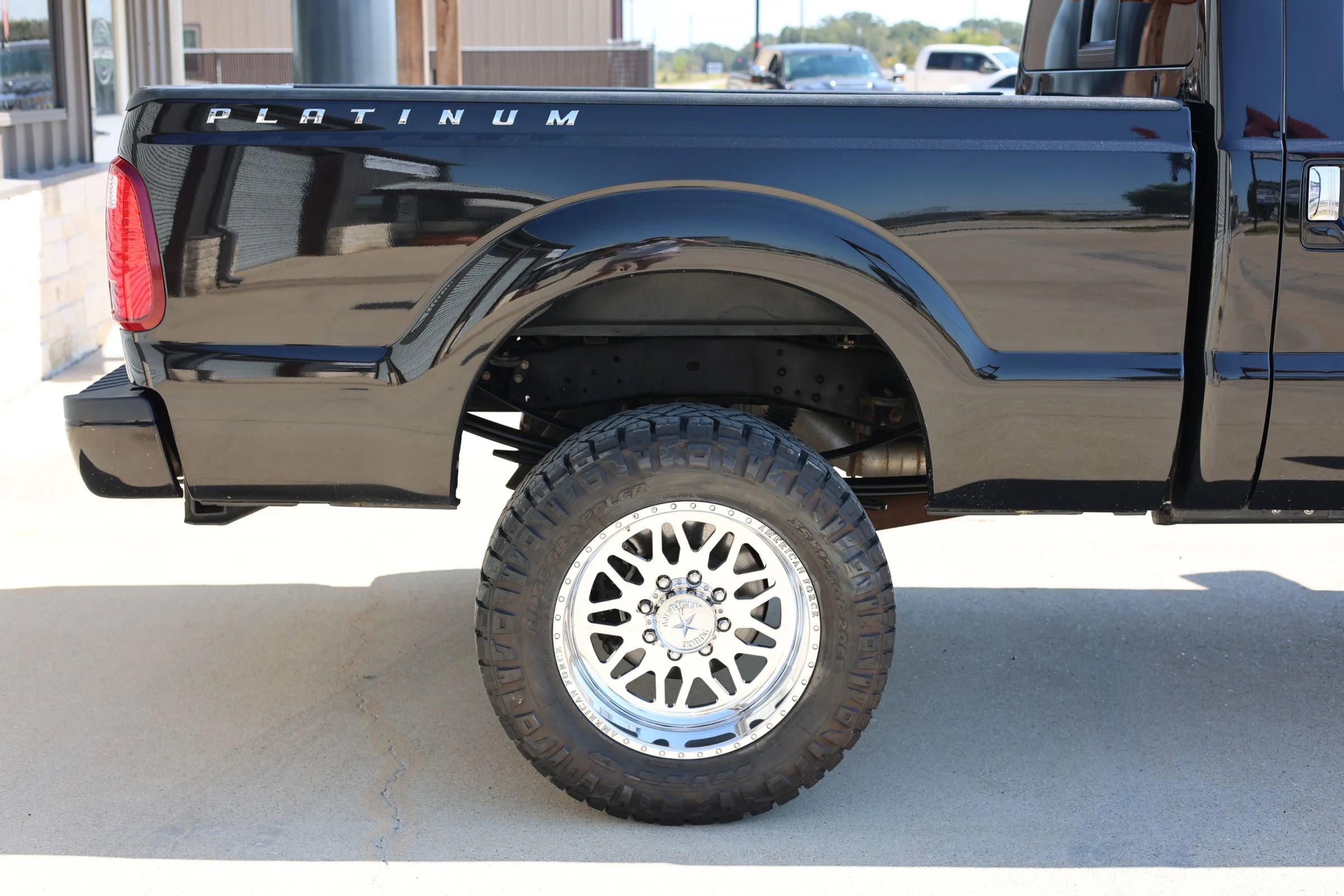 Used 2015 Ford F350 Platinum image 15