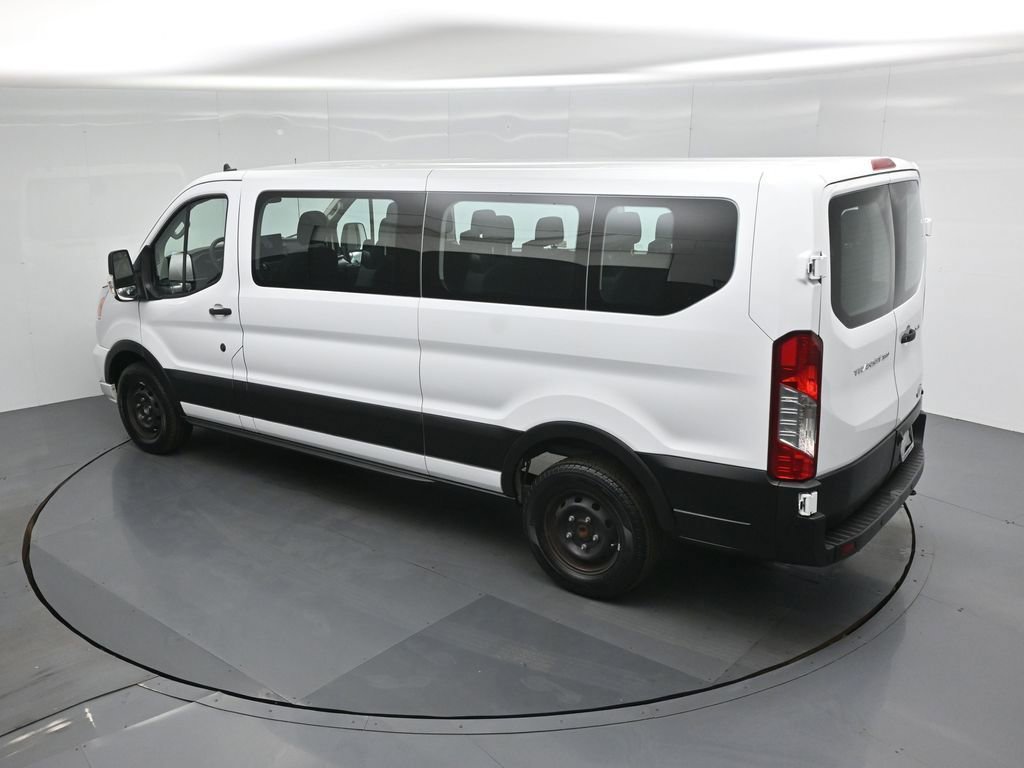 Certified 2022 Ford Transit 350 XLT image 40