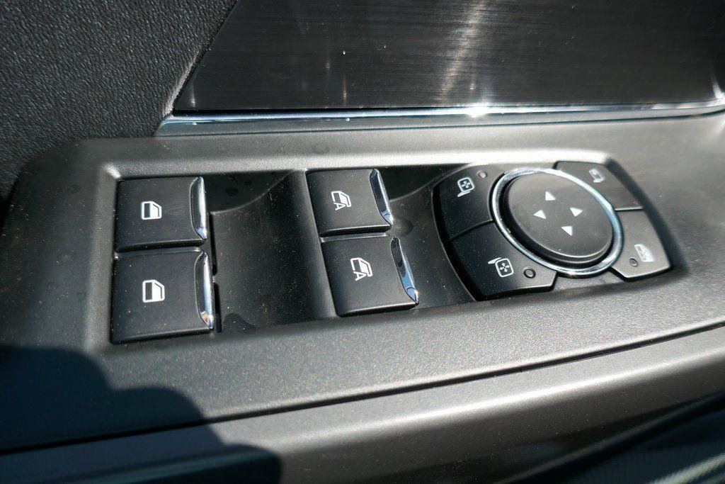 New 2025 Ford F150 Lariat w/ Equipment Group 501A Mid image 18