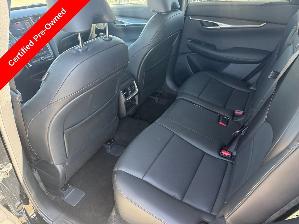 Used 2025 INFINITI QX50 Pure image 39