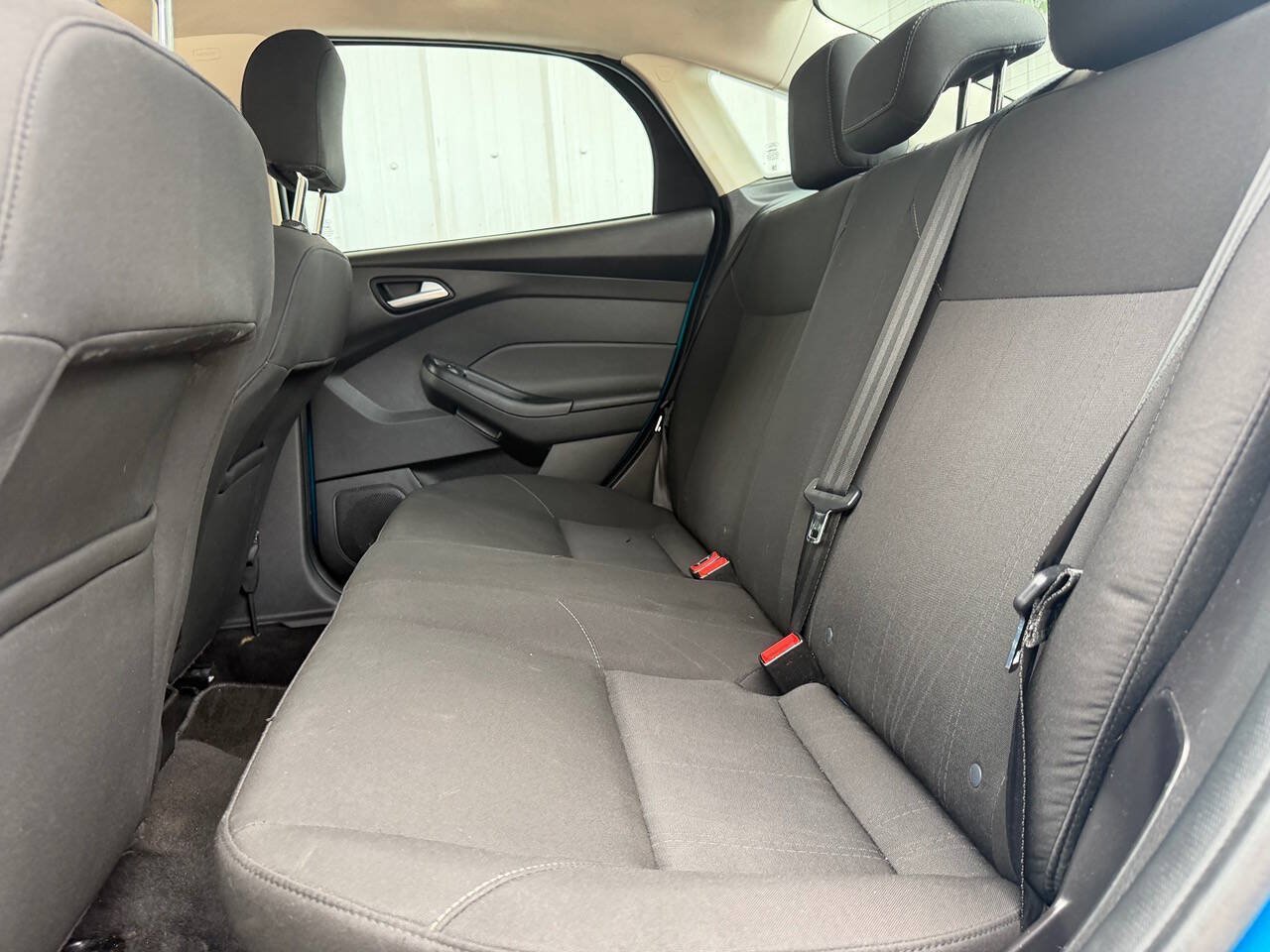 Used 2016 Ford Focus SE w/ Reverse Sensing Package FWD image 23