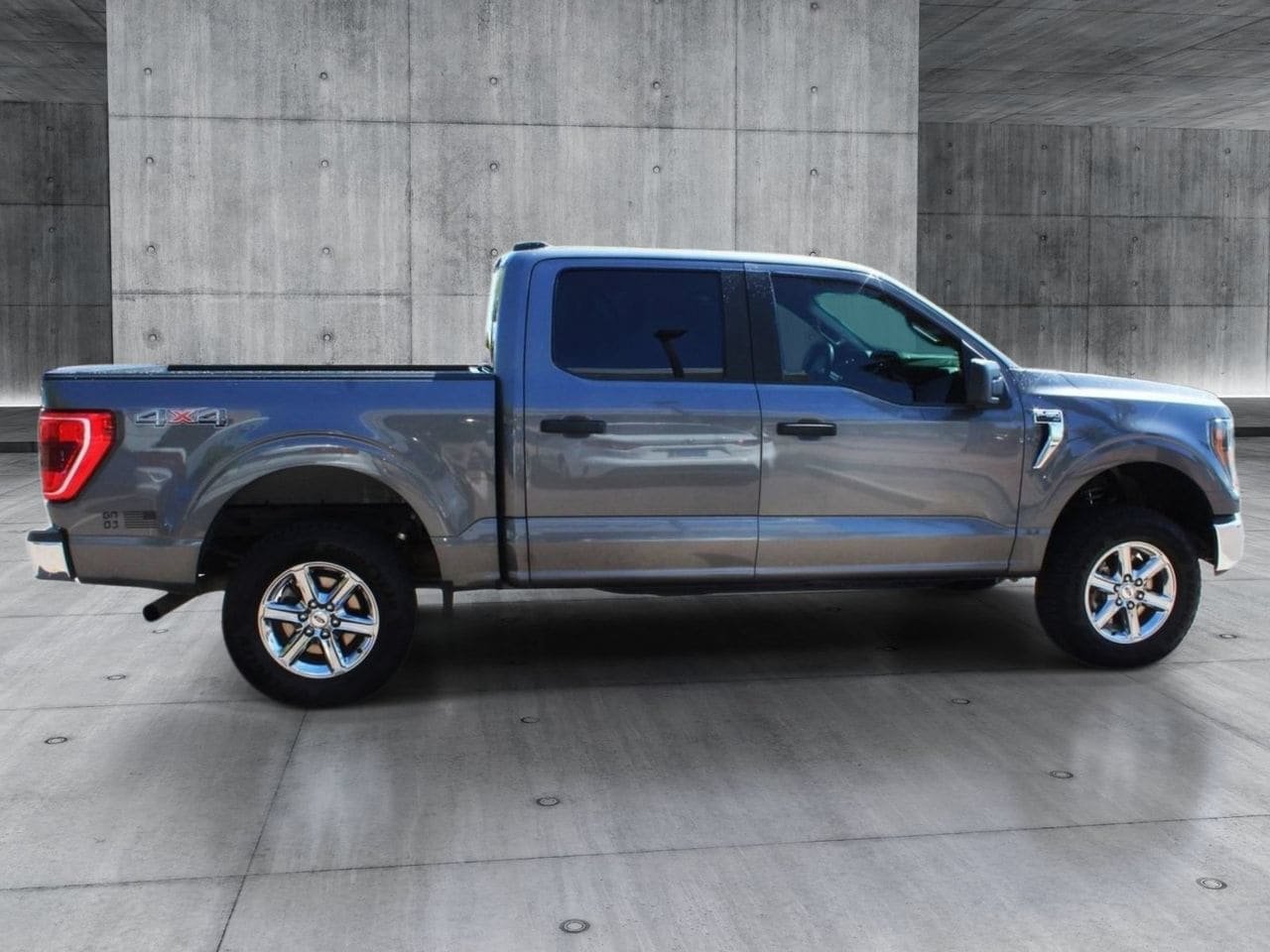 Used 2023 Ford F150 XLT AWD/4WD image 6