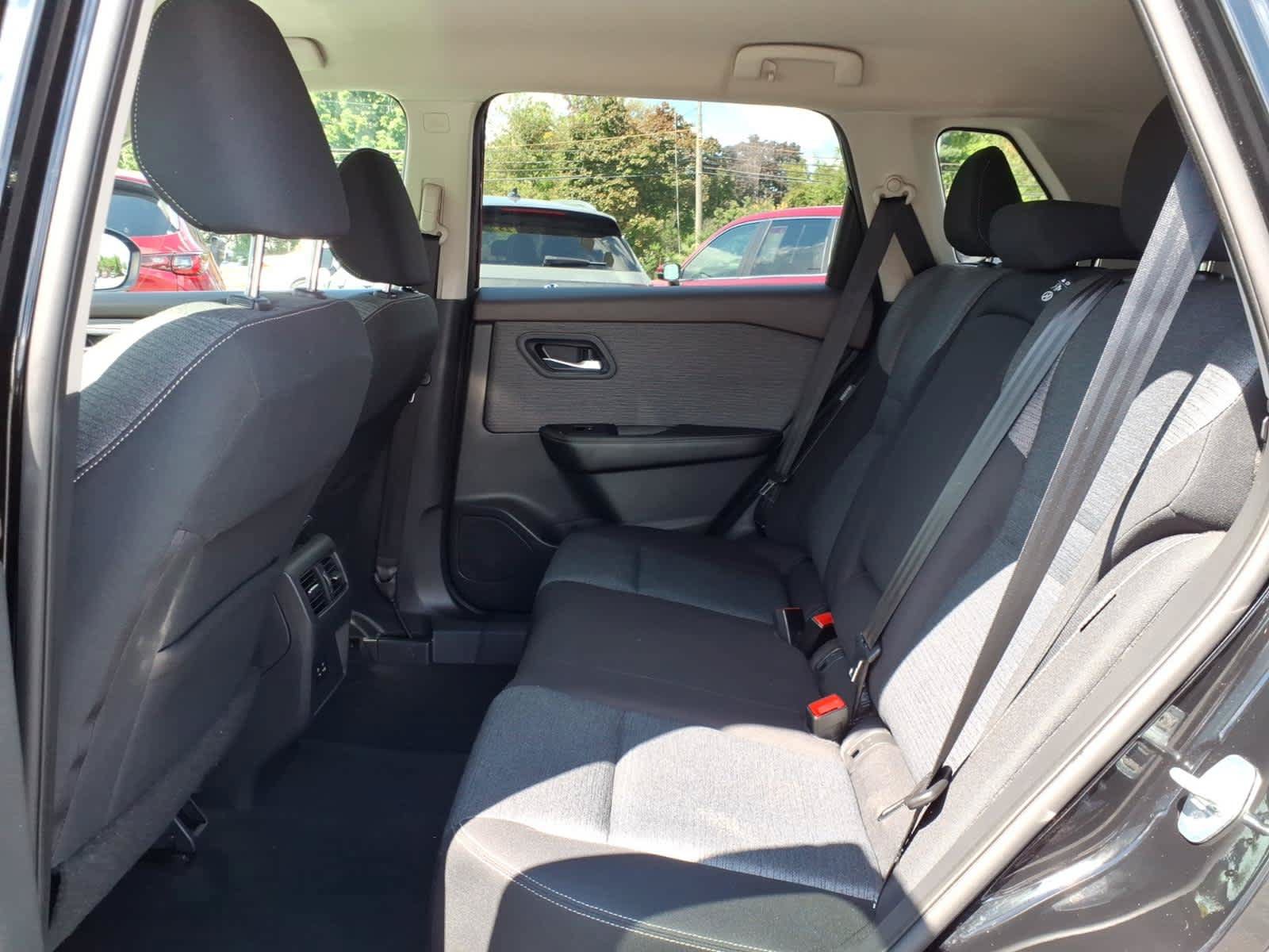 Certified 2021 Nissan Rogue SV AWD/4WD image 13