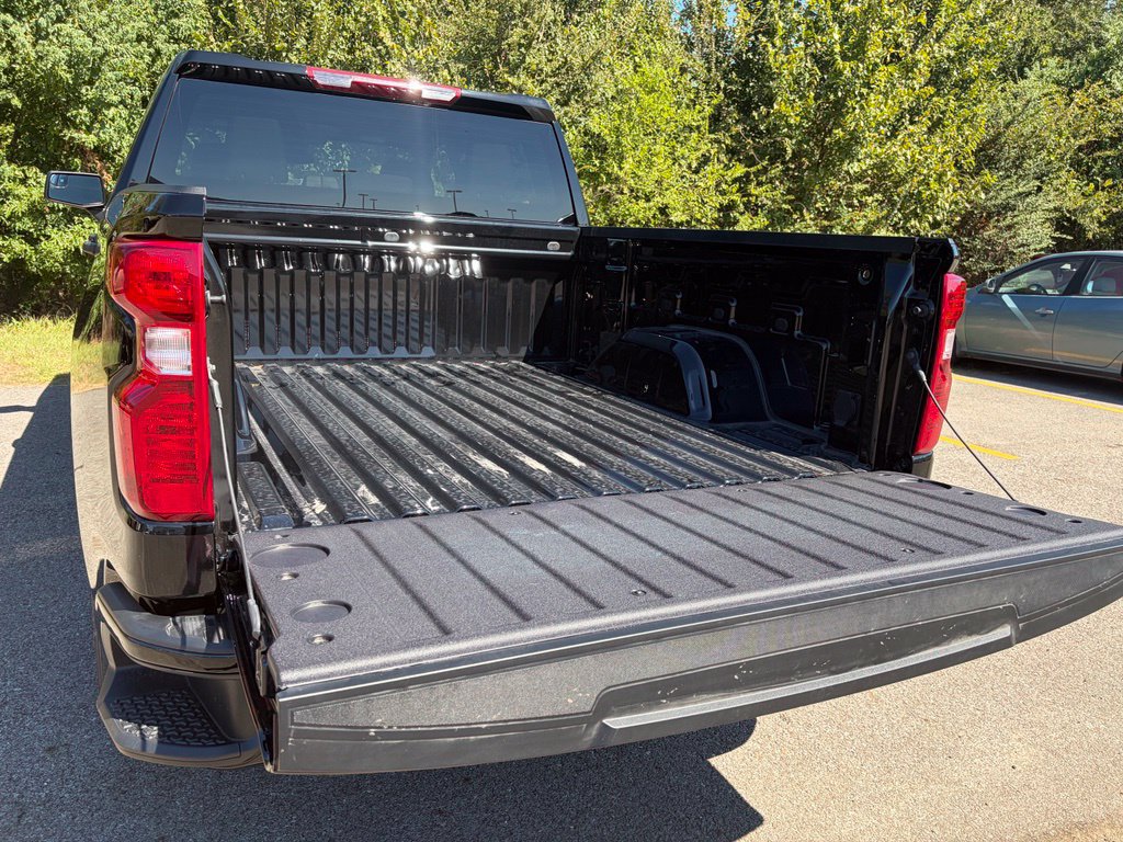 New 2026 Chevrolet Silverado 1500 Custom RWD image 13