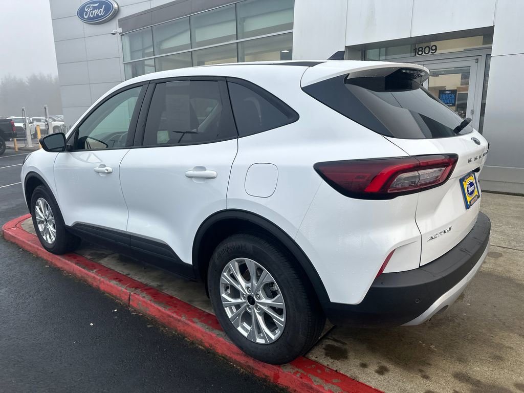 Used 2025 Ford Escape Active w/ Tech Pack #1 image 2