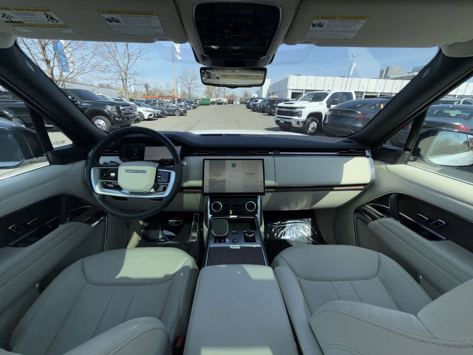 Used 2022 Land Rover Range Rover SE image 23