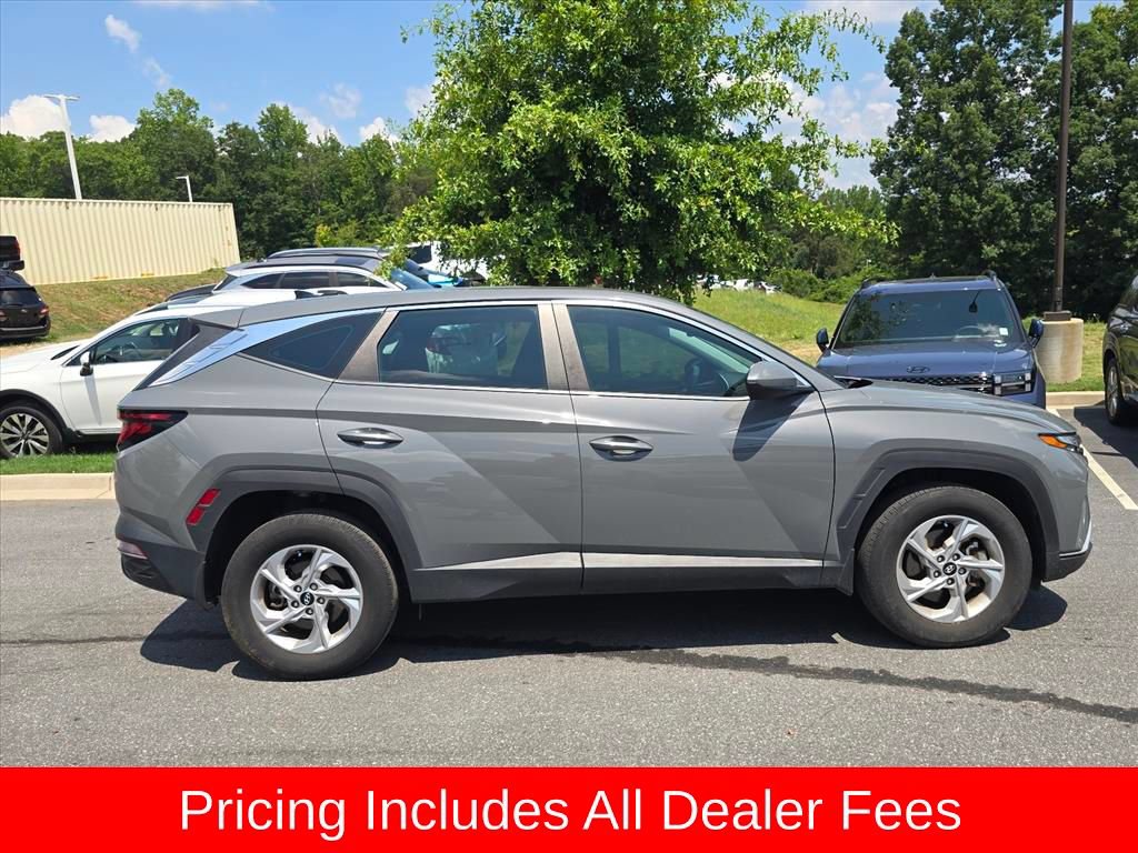Used 2024 Hyundai Tucson SE AWD/4WD image 2