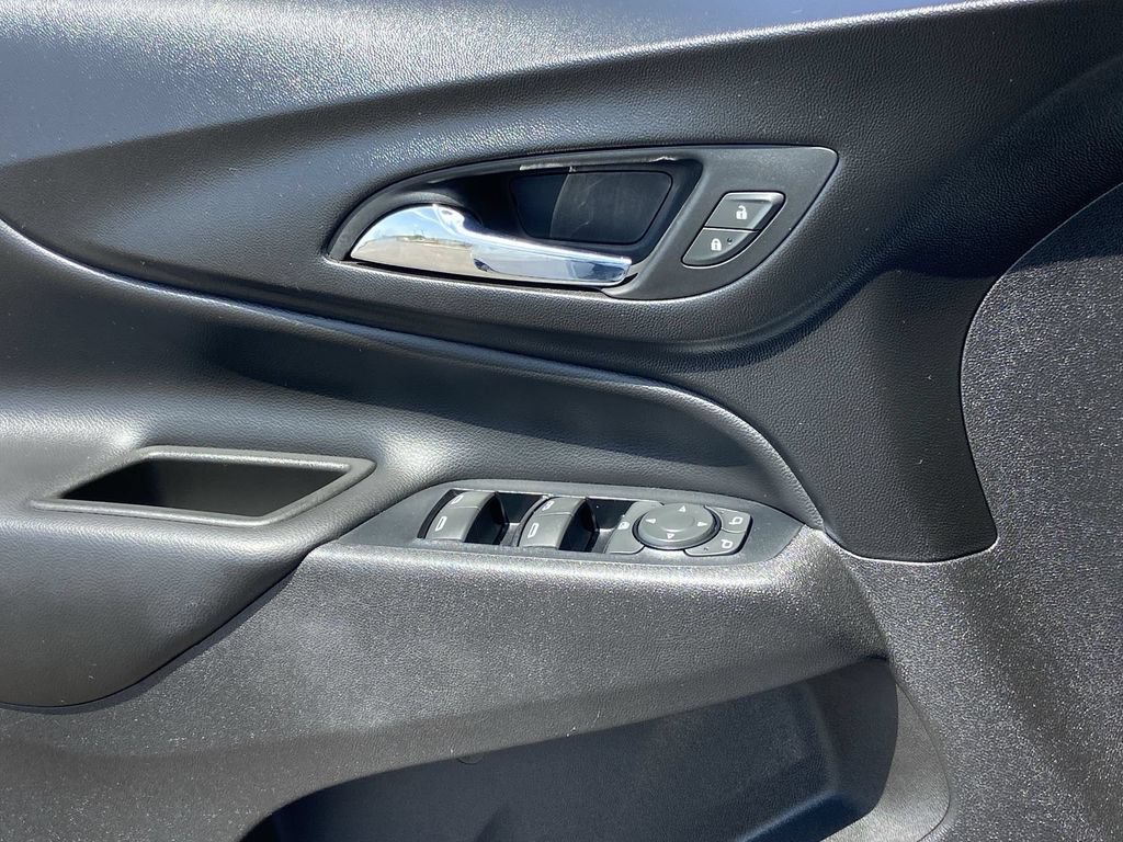 Used 2019 Chevrolet Equinox LT FWD image 18