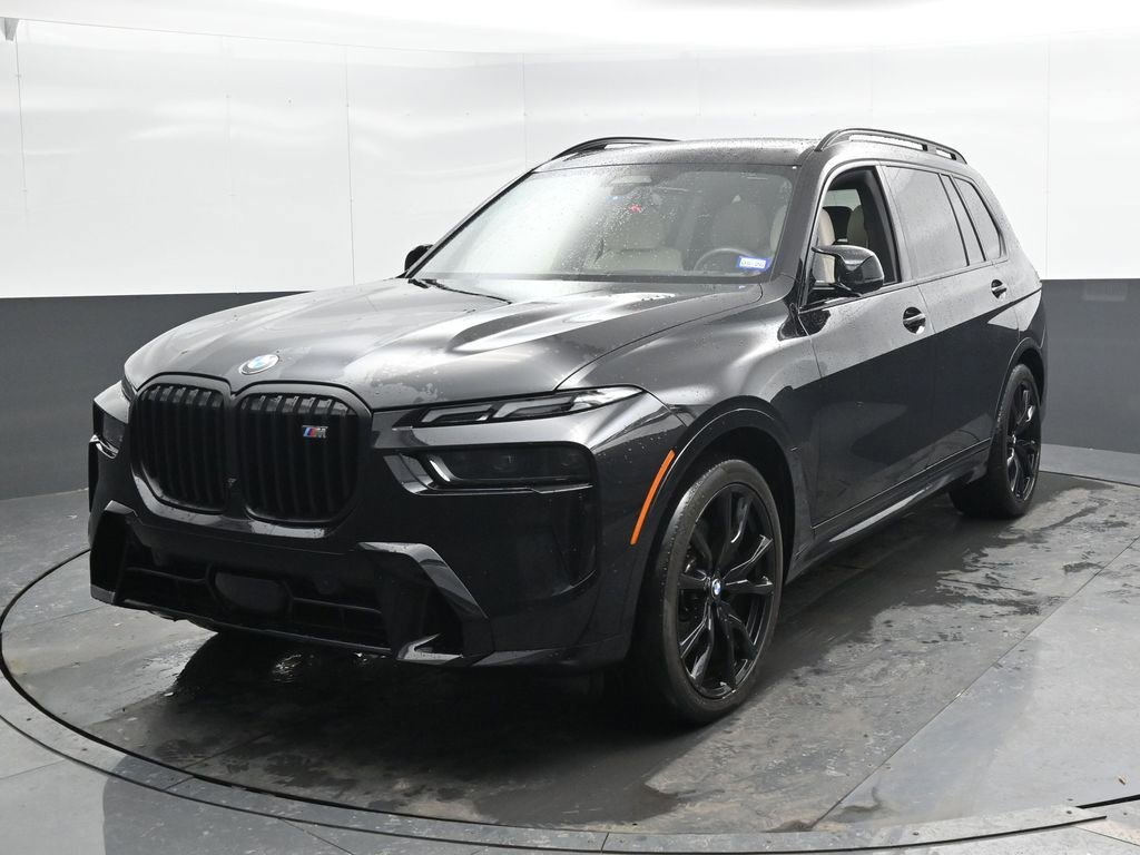 Used 2025 BMW X7 M60i image 8