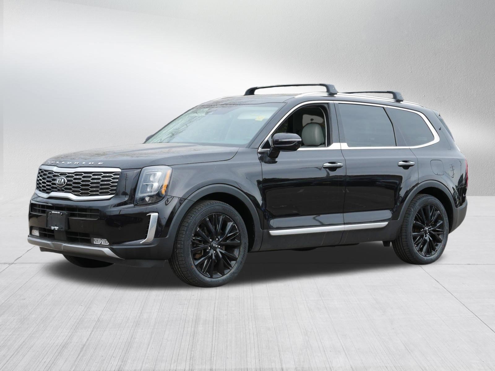 Certified 2021 Kia Telluride SX w/ SX Prestige Package AWD/4WD image 3