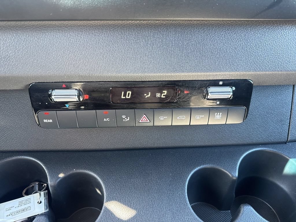 Used 2022 Mercedes-Benz Sprinter 2500 image 16