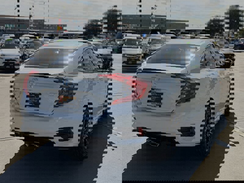 Used 2019 Honda Civic Sport image 7