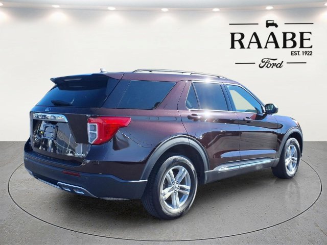 Used 2023 Ford Explorer XLT w/ Equipment Group 202A AWD/4WD image 7