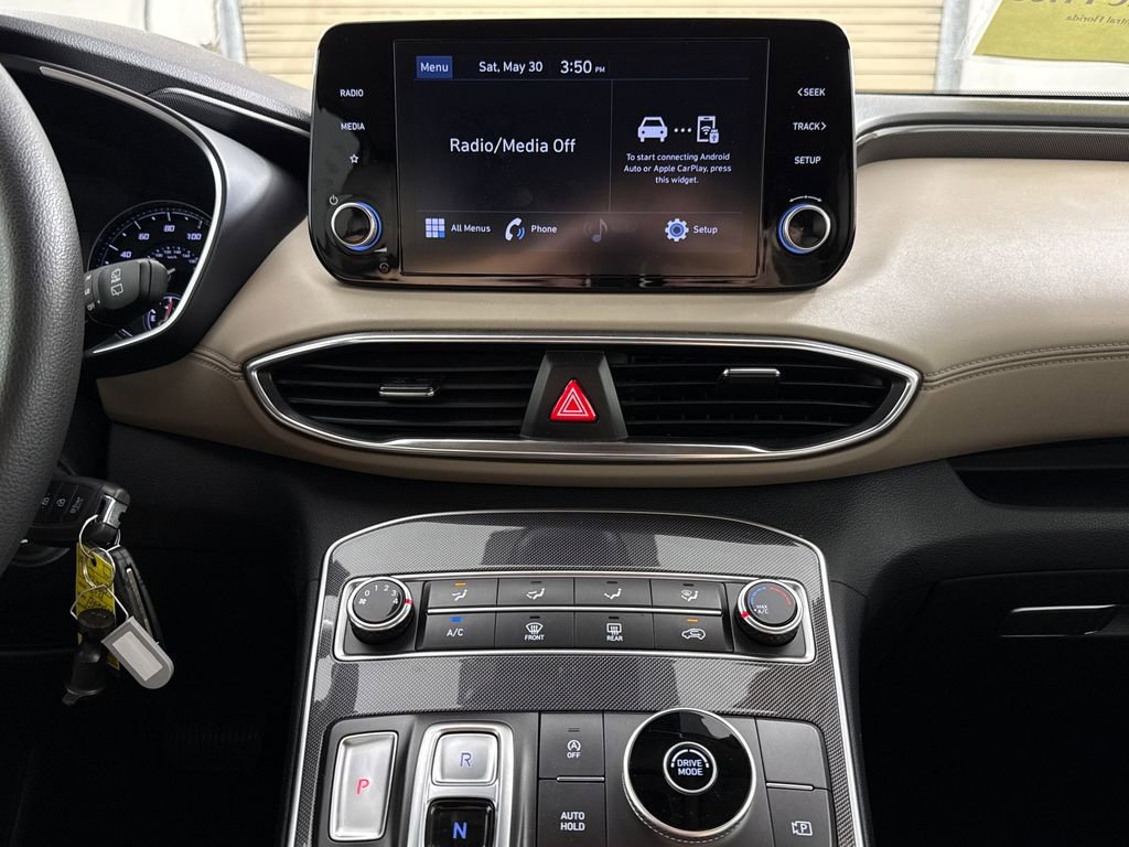 Used 2021 Hyundai Santa Fe SE FWD image 16
