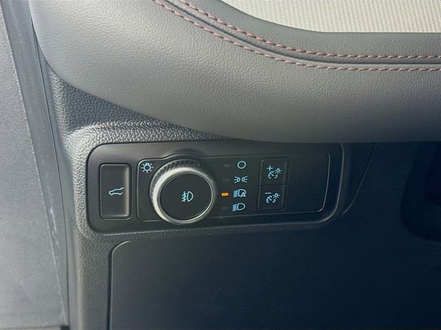 New 2026 Ford Explorer Active w/ Active Comfort Package image 11
