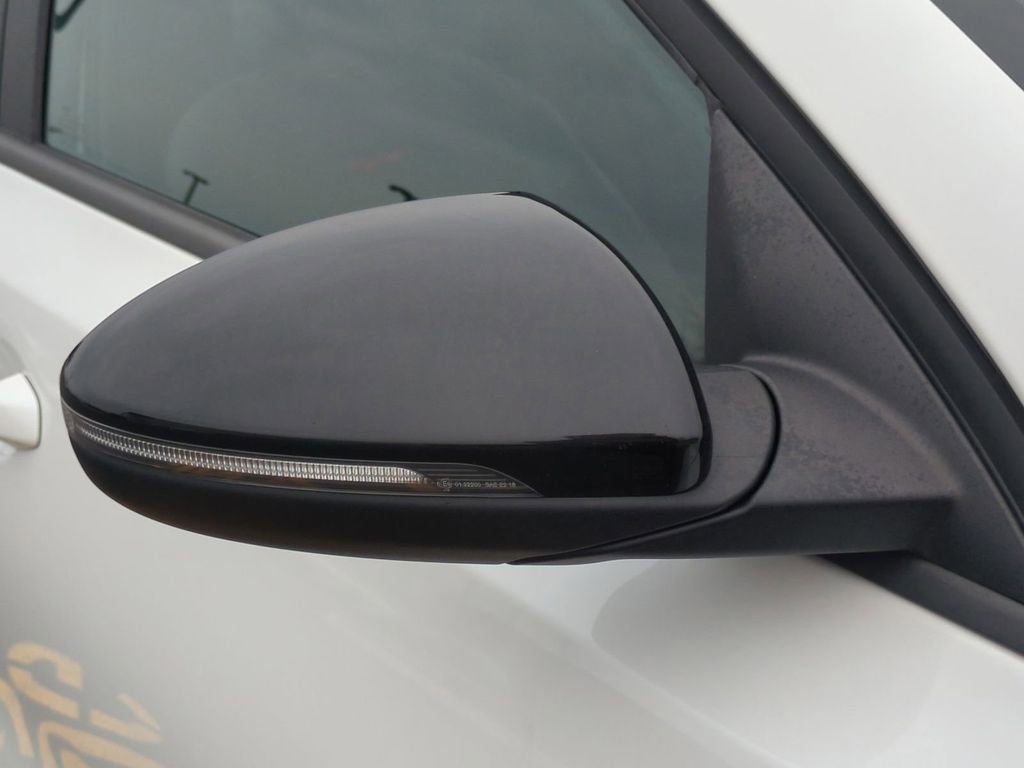 Used 2023 Kia Forte GT image 12