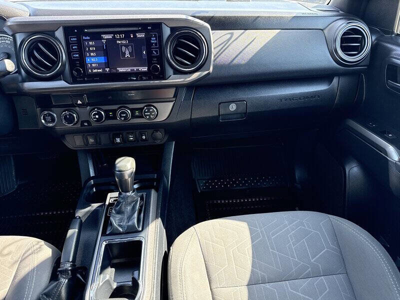 Used 2019 Toyota Tacoma TRD Sport image 23