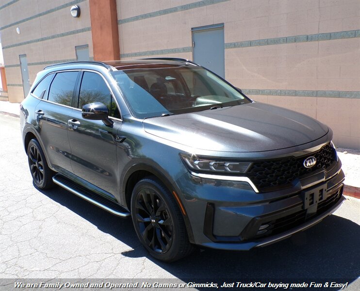 Used 2021 Kia Sorento SX image 1