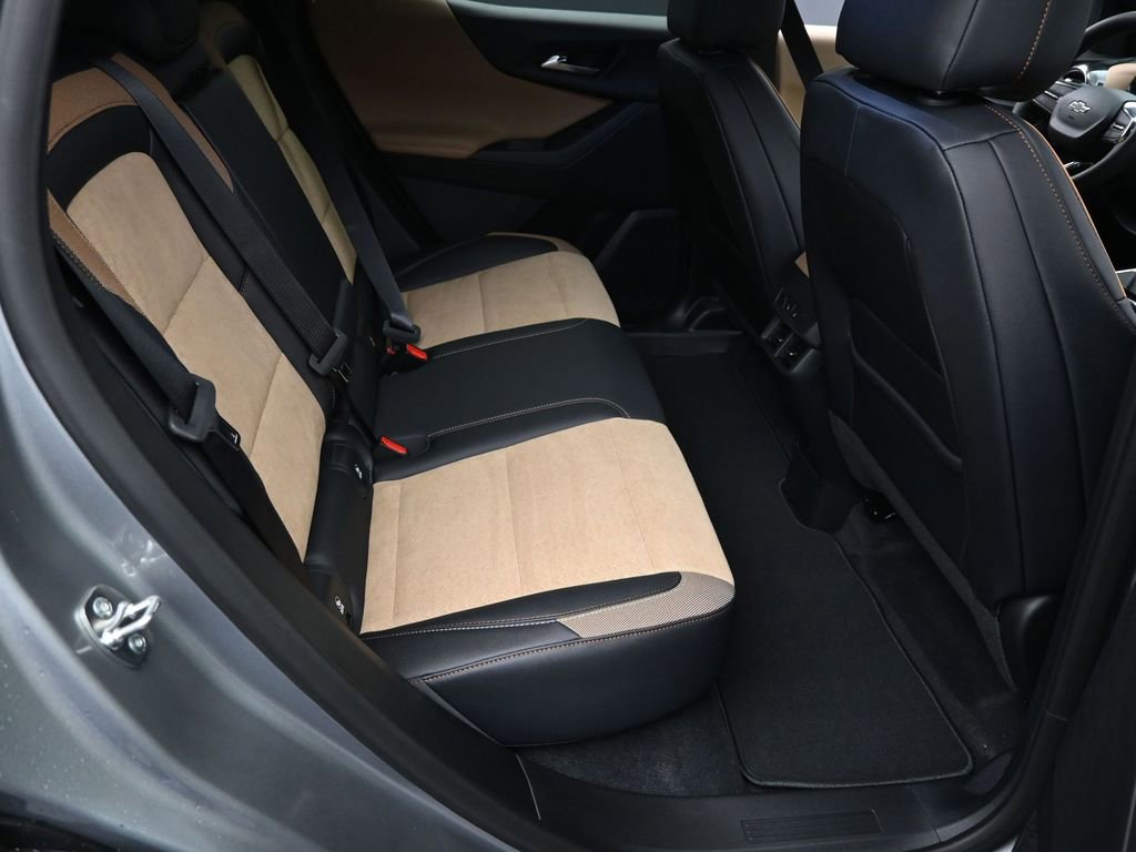 New 2026 Chevrolet Equinox ACTIV w/ Convenience Package III image 8