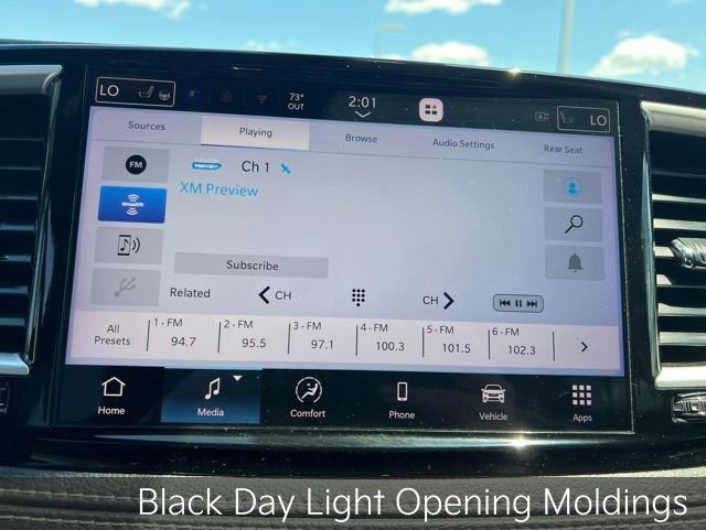 Used 2021 Chrysler Pacifica Touring-L w/ Uconnect Theater Family Group AWD/4WD image 18