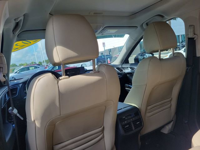 Certified 2022 MAZDA CX-9 Touring w/ Touring Premium Package AWD/4WD image 11