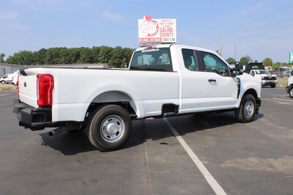 Used 2025 Ford F250 XL image 5