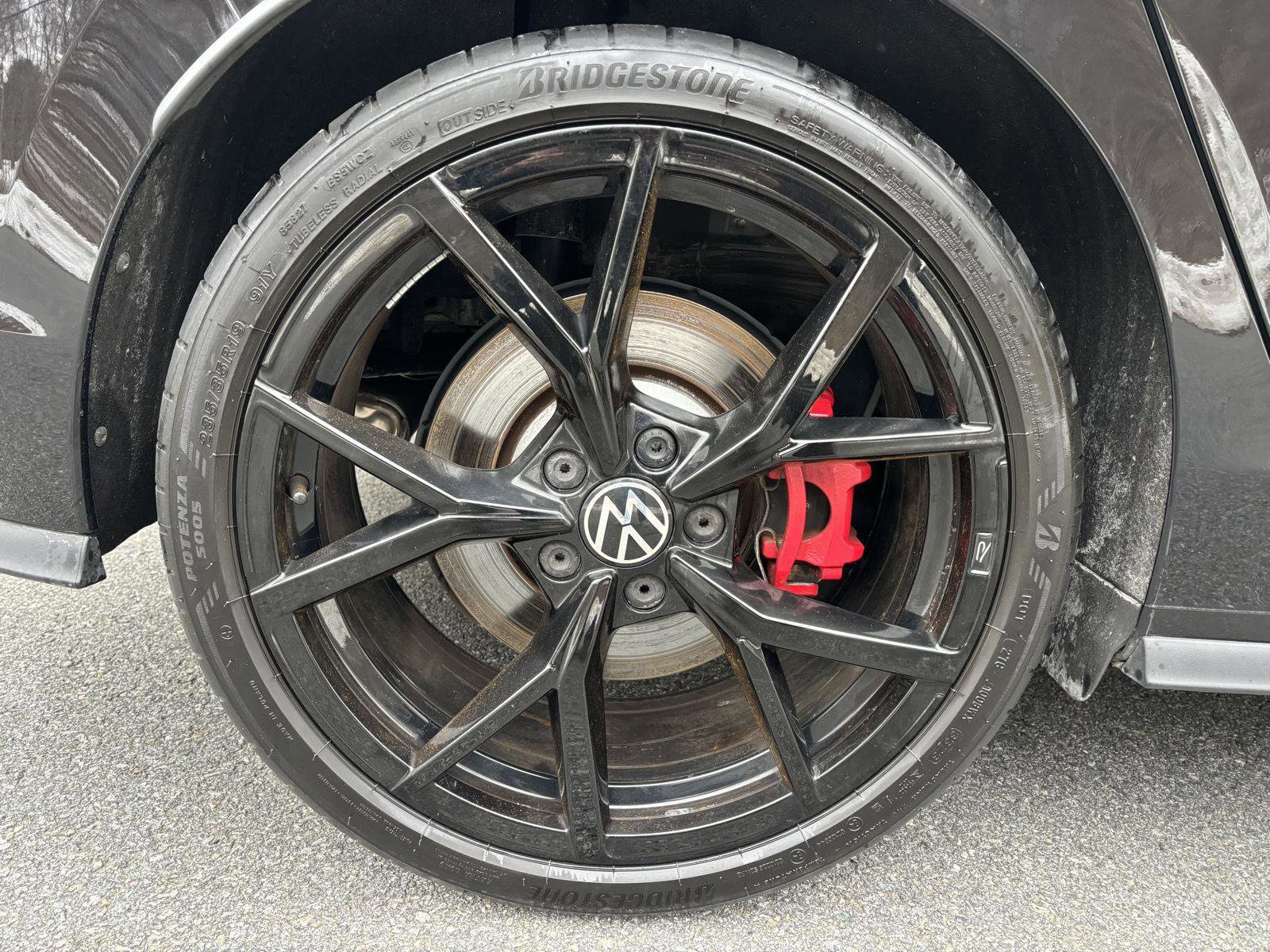 Used 2024 Volkswagen GTI S image 28