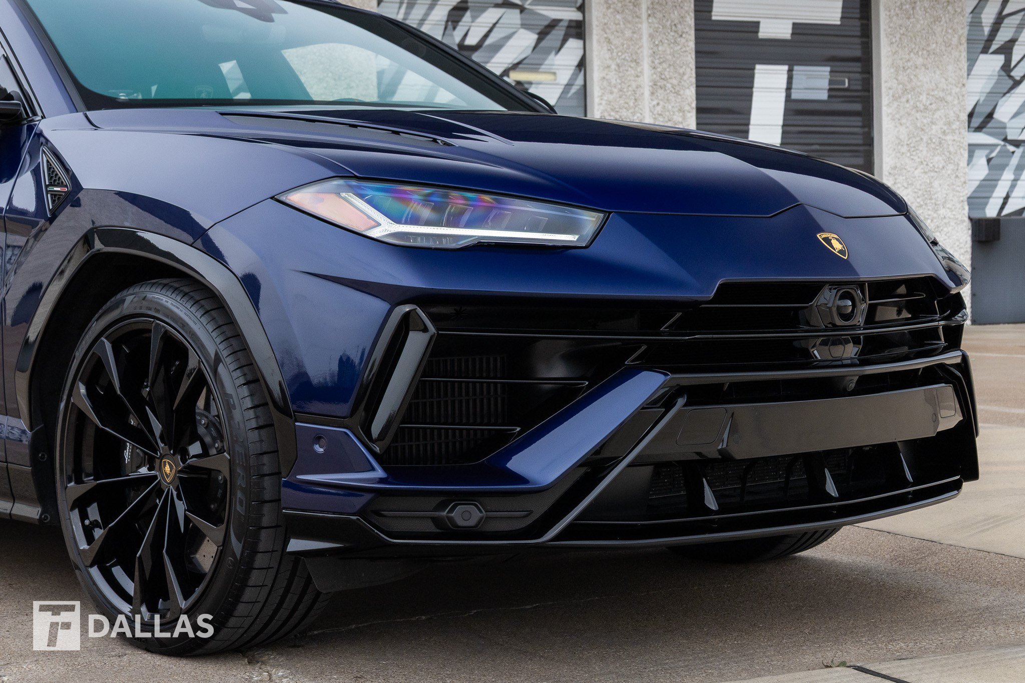 Used 2024 Lamborghini Urus S AWD/4WD image 3